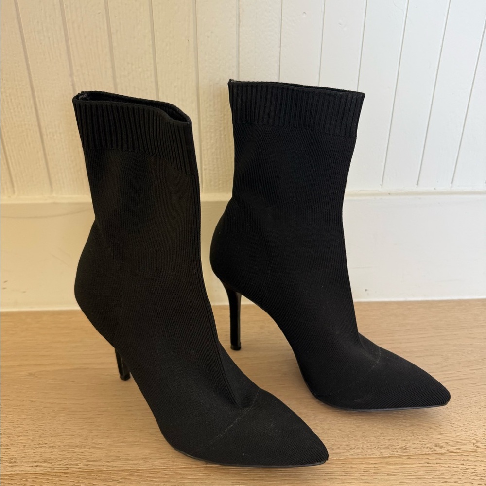 Forever 21 | Sock Ankle Boots